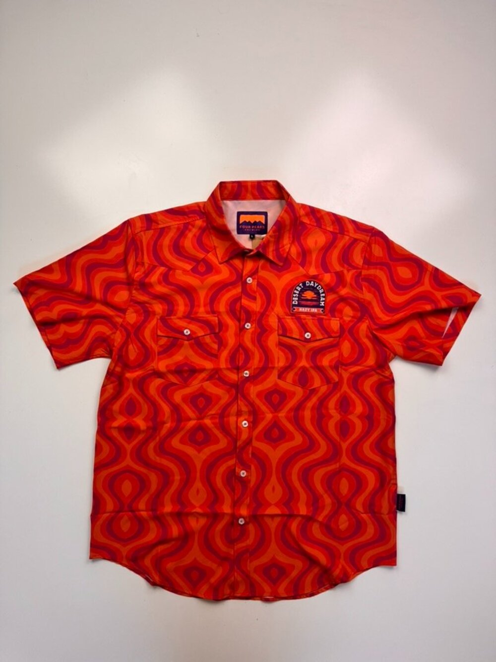 NWT Four Peaks “Desert Daydream” Button-Down Shirt